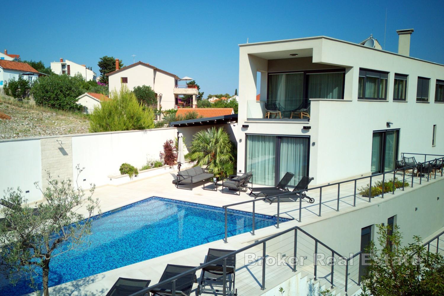 Modern villa på privat läge