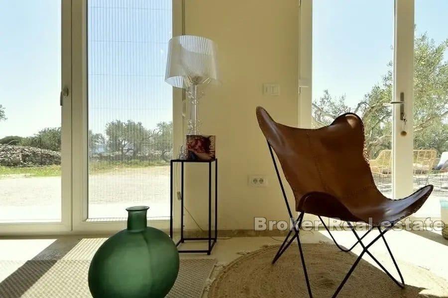 Casa con vista mare e piscina