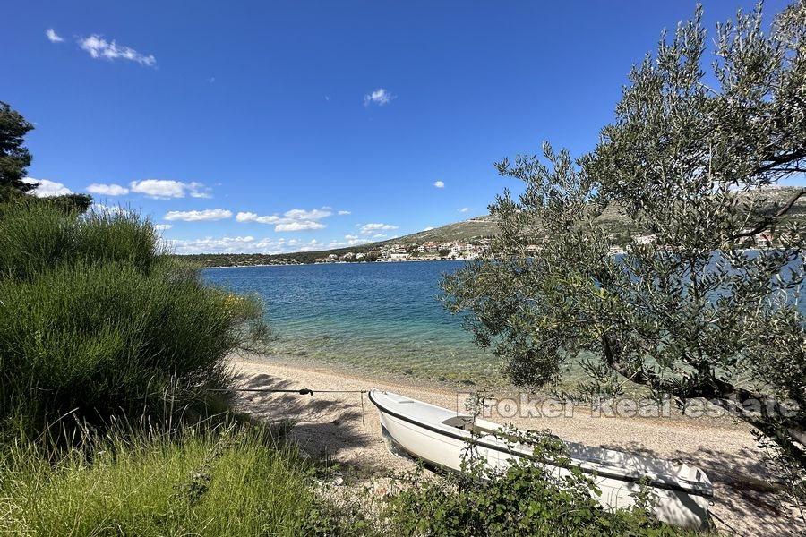 Casa al mare in una baia tranquilla