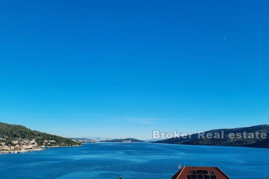 Apartmenthaus mit Meerblick