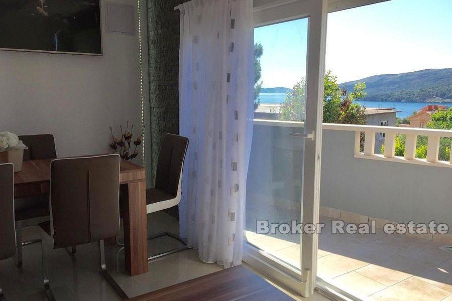 Immeuble avec vue sur la mer