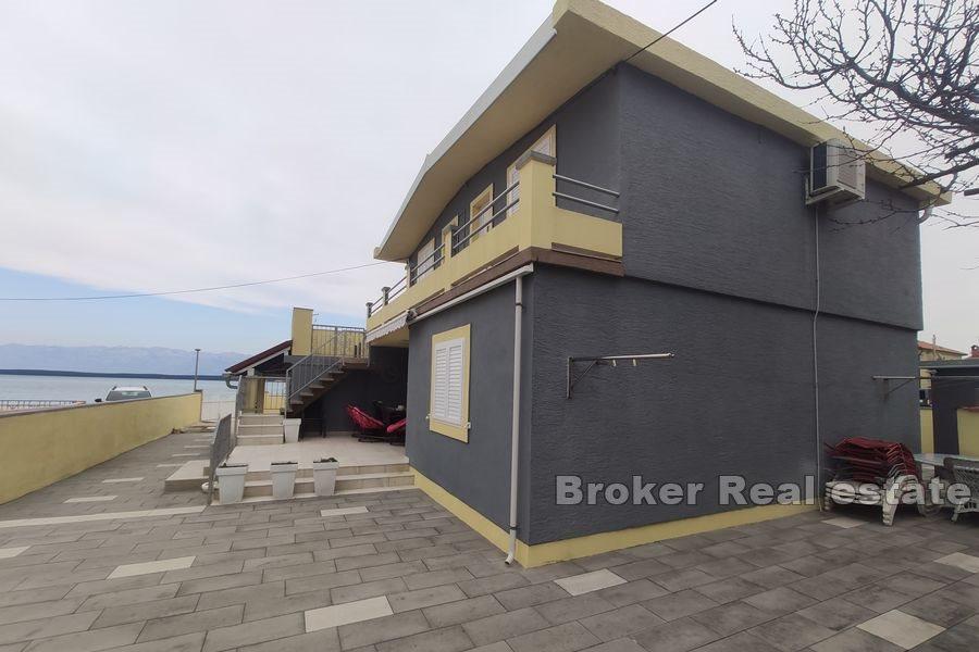 House with several residential units