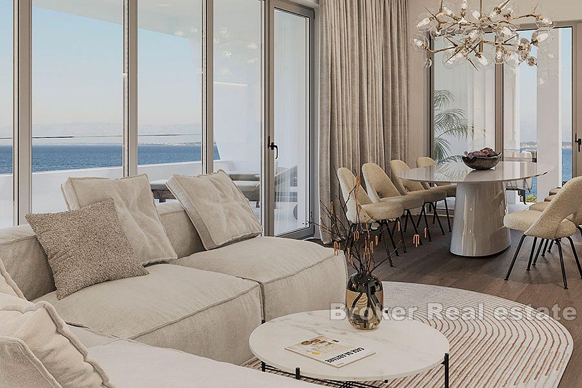 Wohnung in einem Neubau mit Pool und Meerblick
