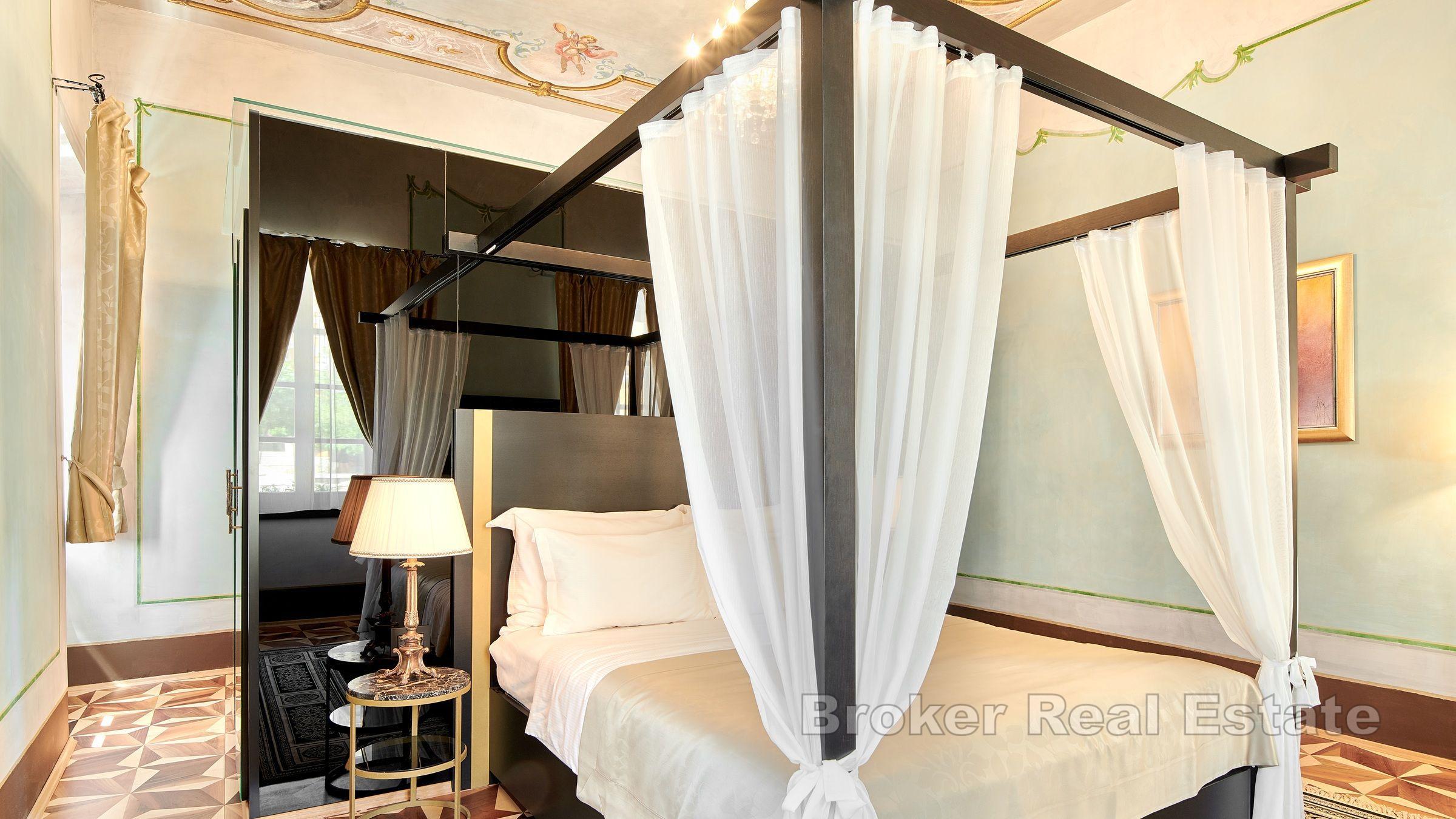 Moderní čtyřhvězdičkový historický hotel