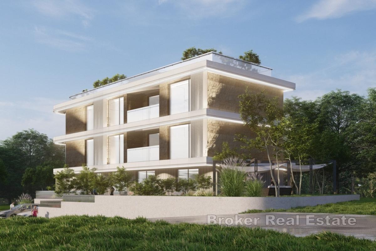 Appartamento di nuova costruzione con giardino e vista mare