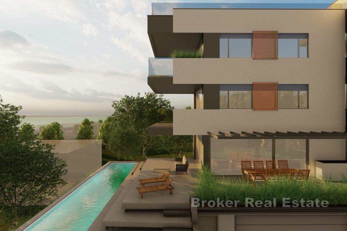 Moderne Wohnung mit privatem Pool und Meerblick