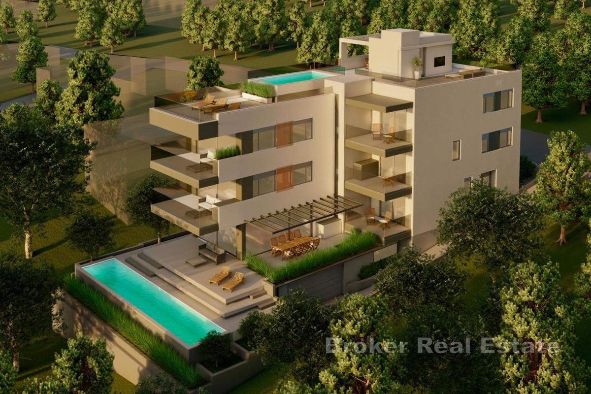 Moderne Wohnung mit privatem Pool und Meerblick