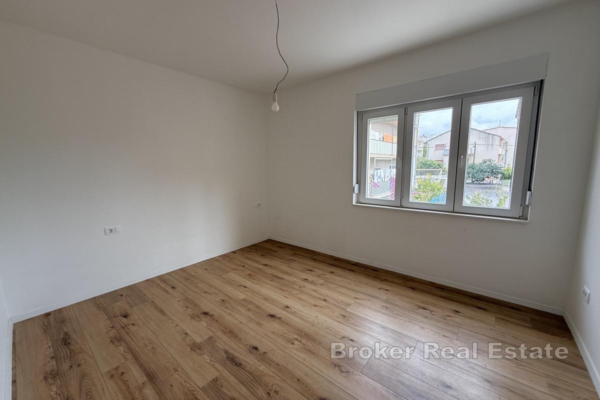Appartamento al secondo piano con vista mare