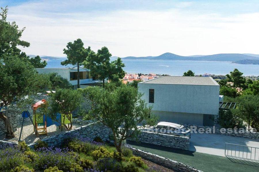 Neu gebaute Villa mit Meerblick