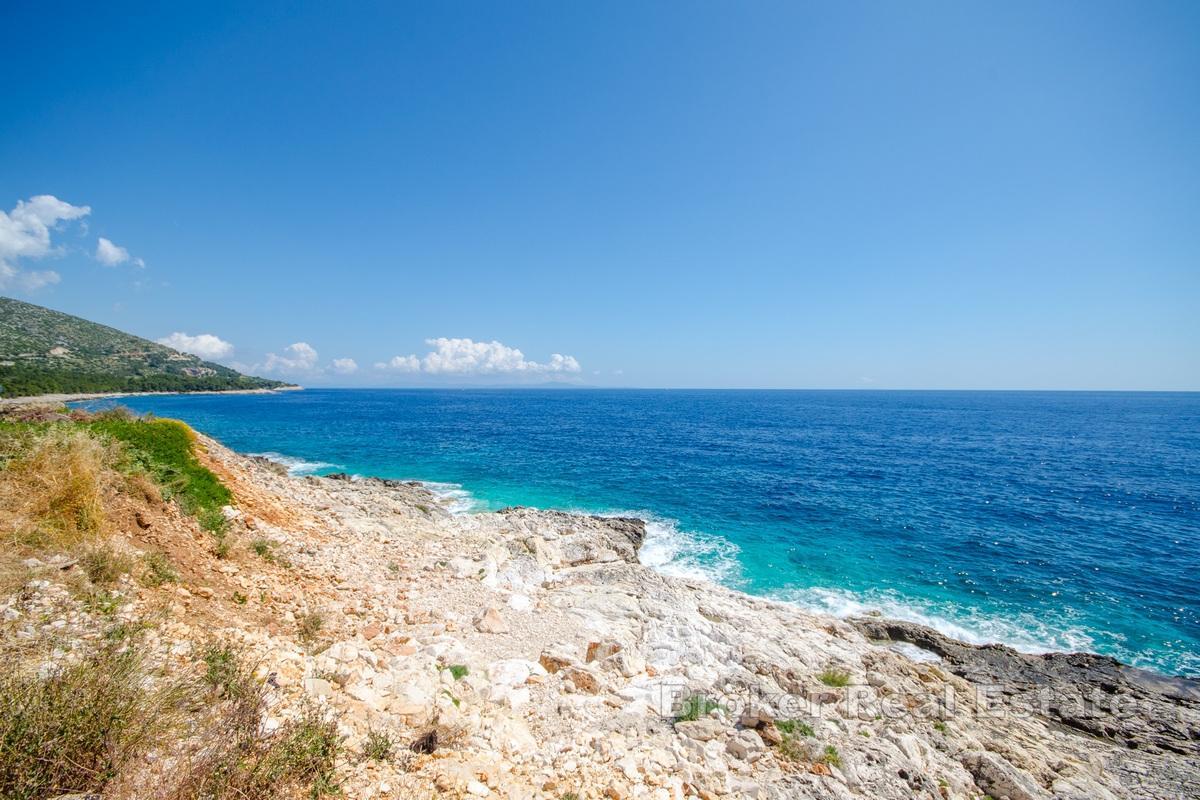 Terreno edificabile con vista mare