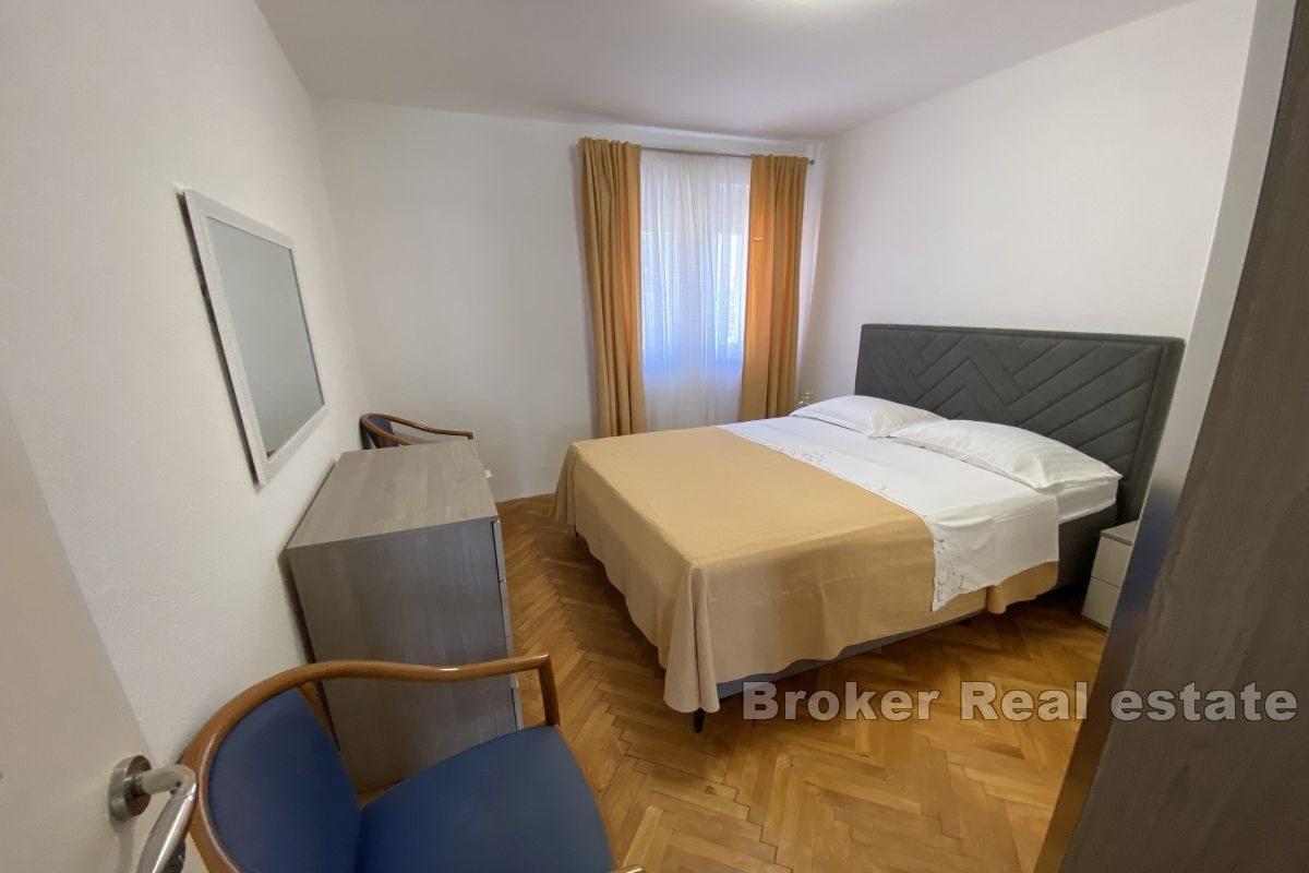 Restaurace s pokoji v první řadě k moři