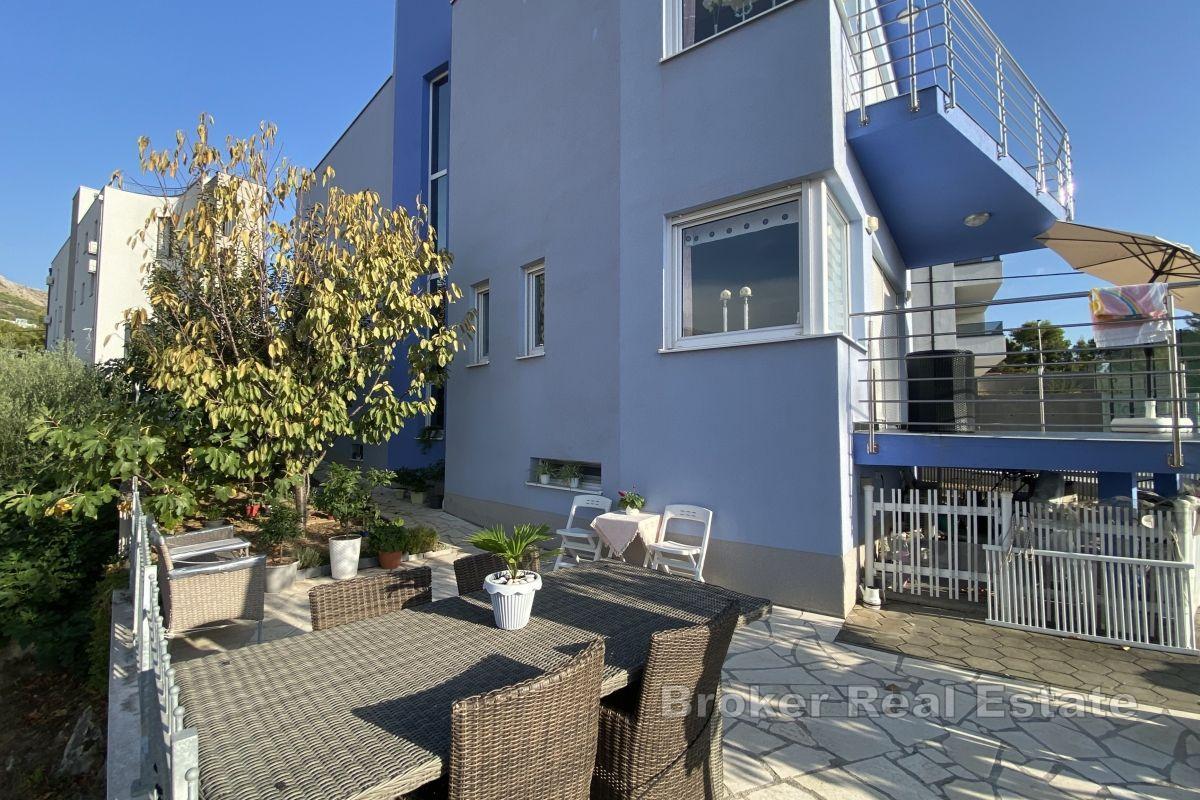 Modernes Einfamilienhaus mit Meerblick