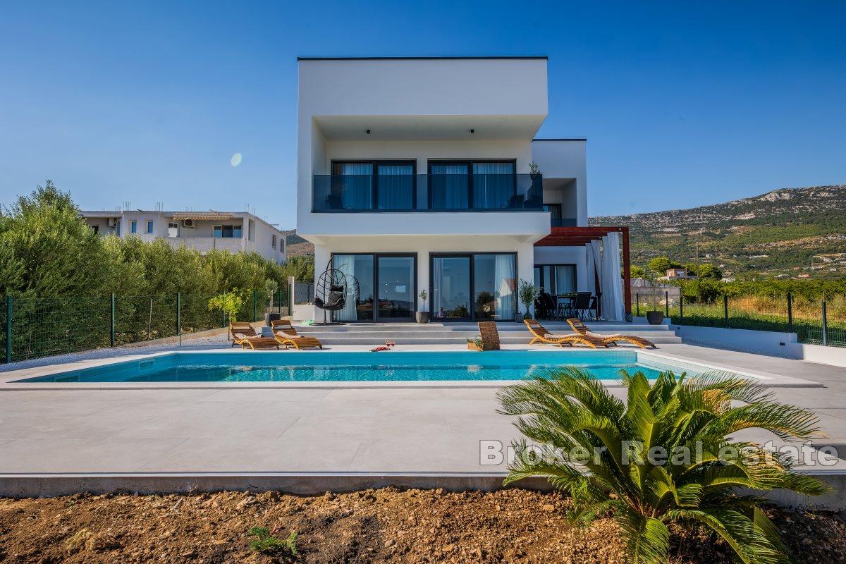 Luxusvilla mit Meerblick