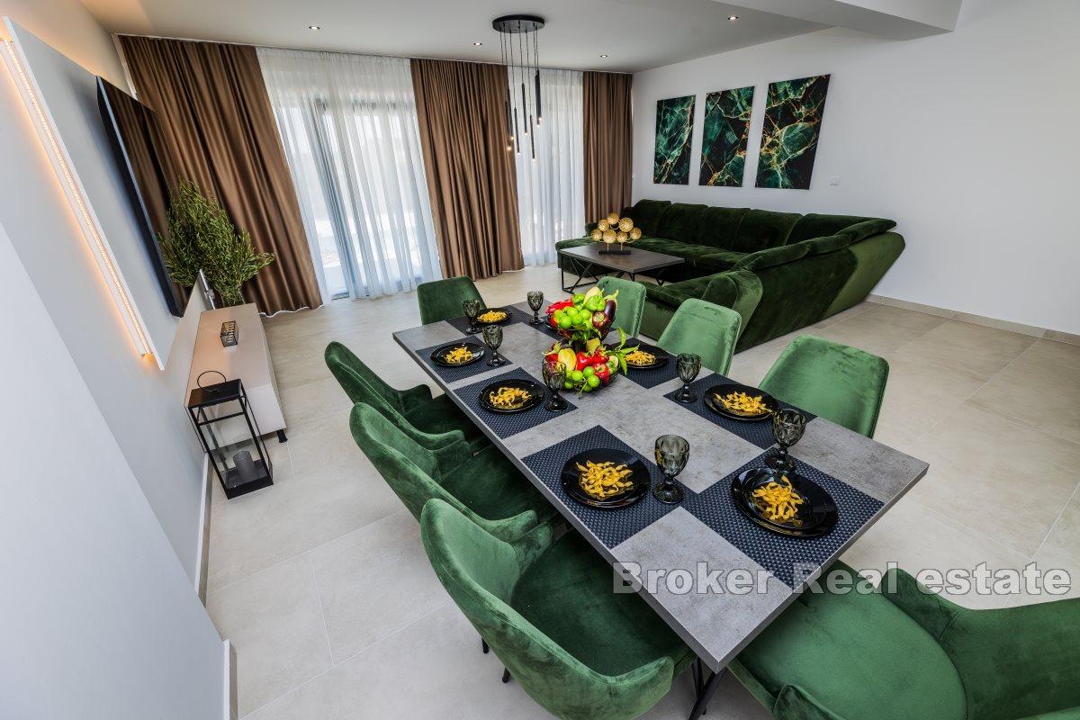 Luxusvilla mit Meerblick
