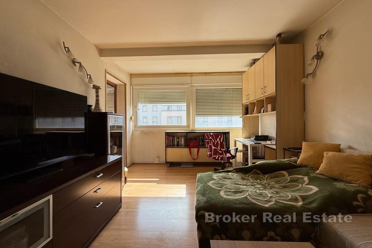 Appartement de deux chambres dans un endroit attrayant à Split