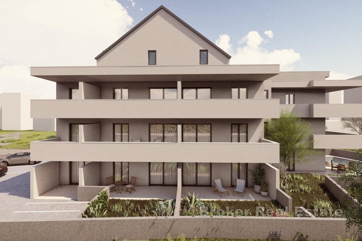 Penthouse z panoramicznym widokiem i basenem w sercu Dalmacji