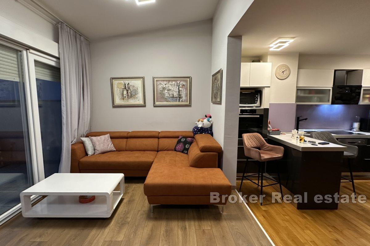 Spacious two-bedroom penthouse in an excellent location