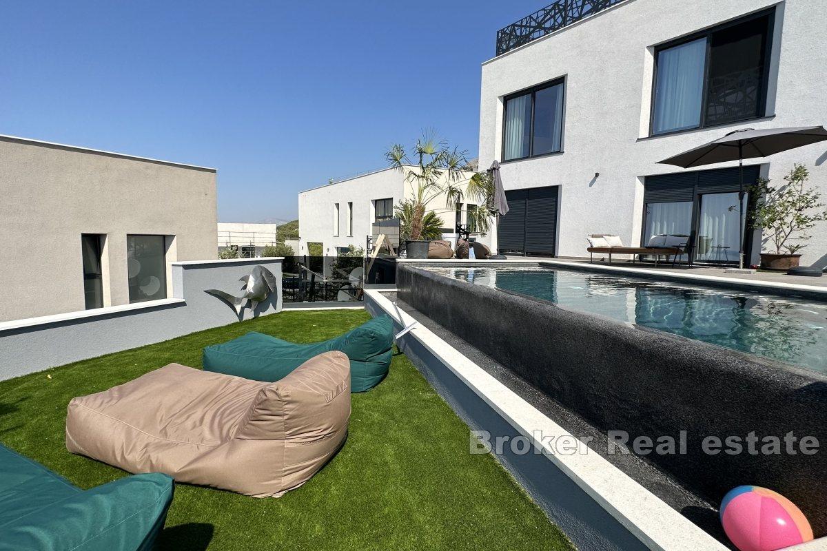 Luxury apartment villa with panoramic sea view