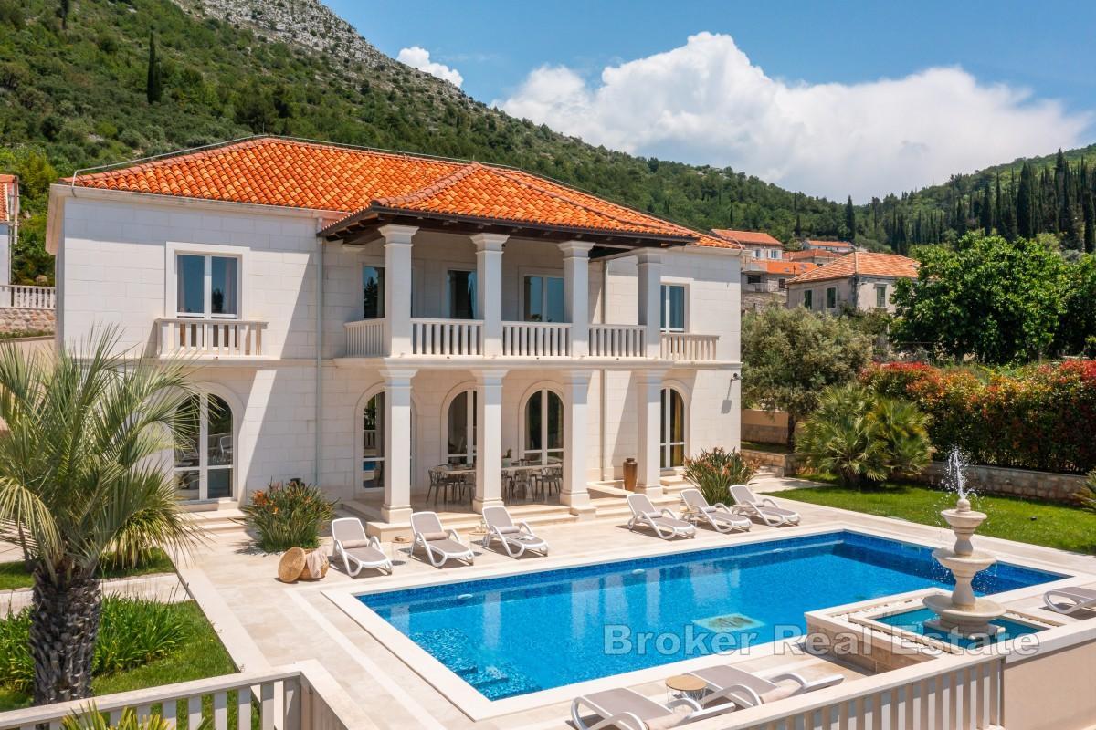 Exklusive Designervilla mit Meerblick
