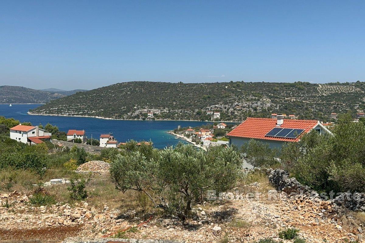 Building plot with sea view