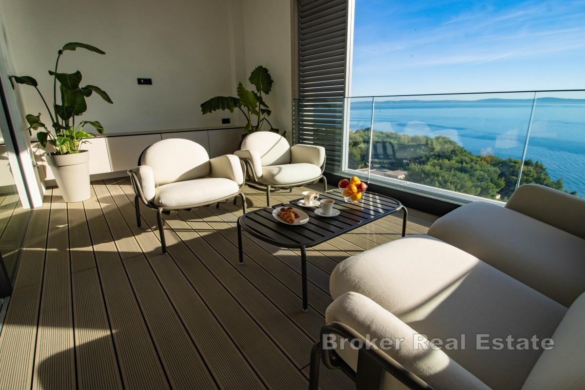 Modernes Apartment mit Meerblick