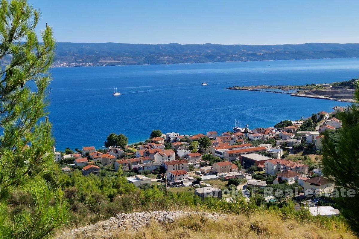 Bellissimo terreno edificabile con vista mare