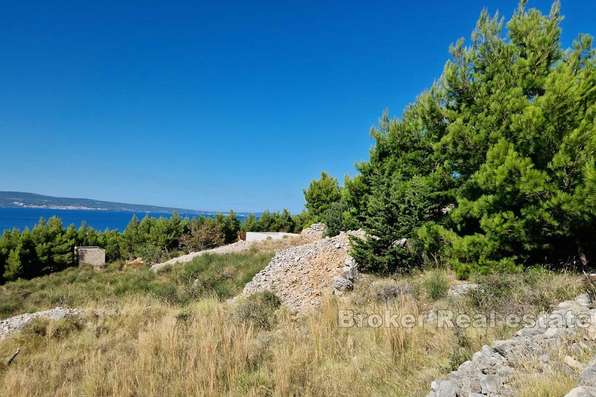 Terreno edificabile unico con una splendida vista sul mare