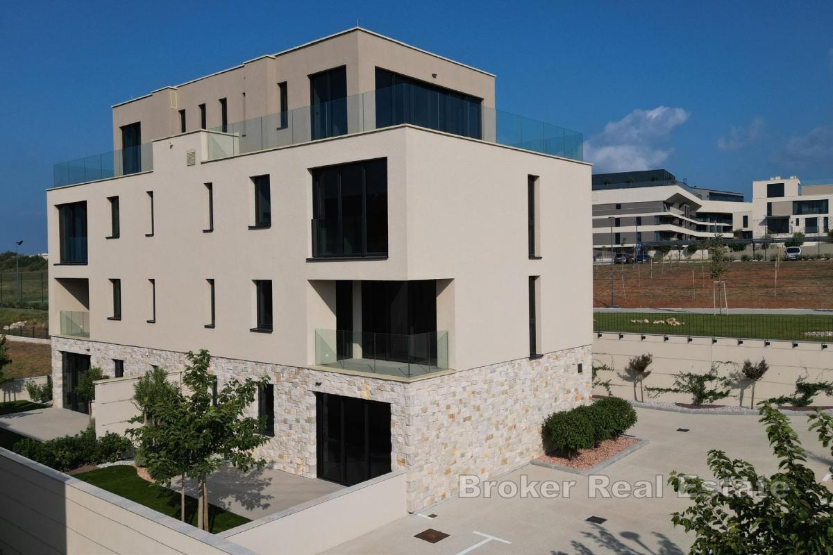 Bellissimo appartamento in un edificio residenziale all'interno di un resort