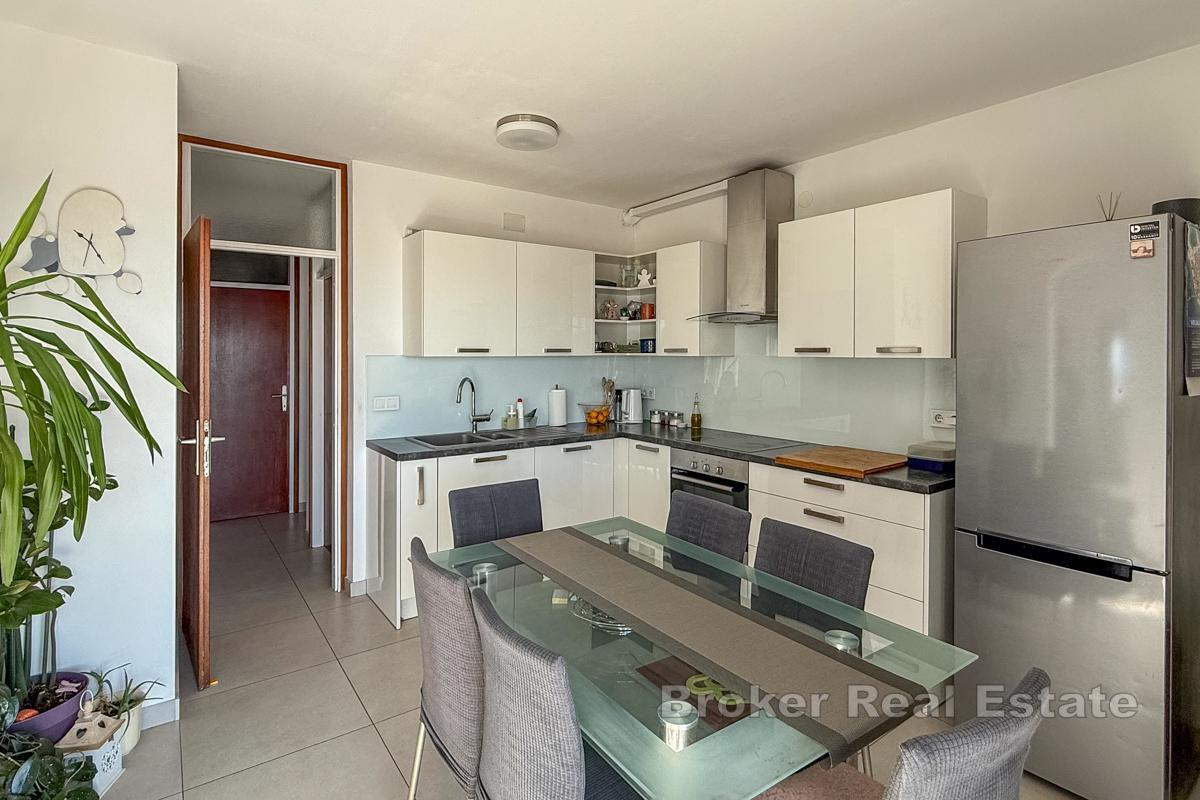 Schöne Drei-Zimmer-Wohnung mit Meerblick