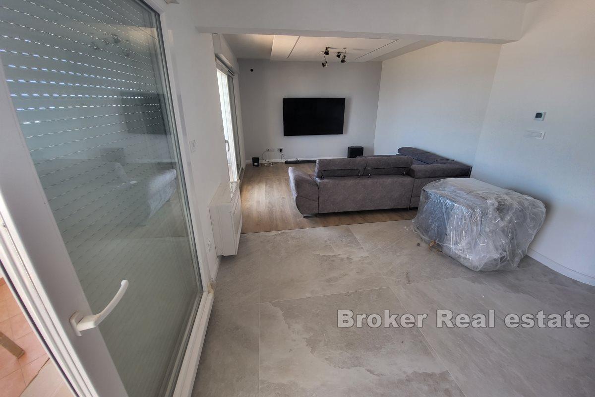 Luxurious apartment with a sea view