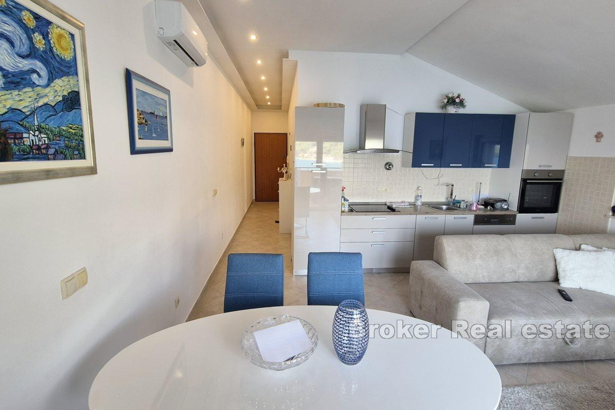 Moderno appartamento al mare