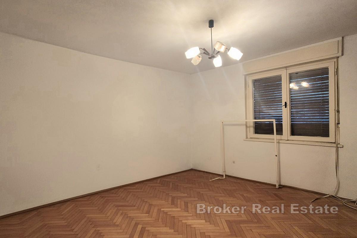 Appartement de plain-pied avec trois chambres