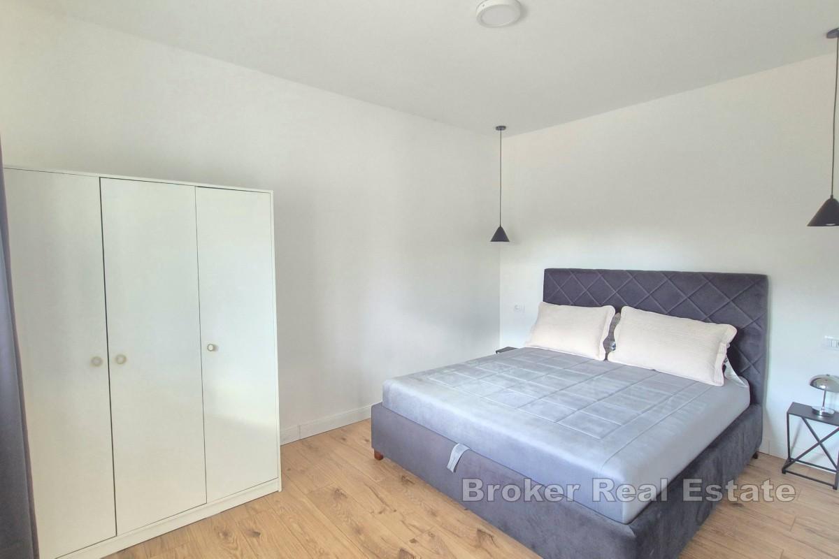 Wohnung mit zwei Schlafzimmern und Garten