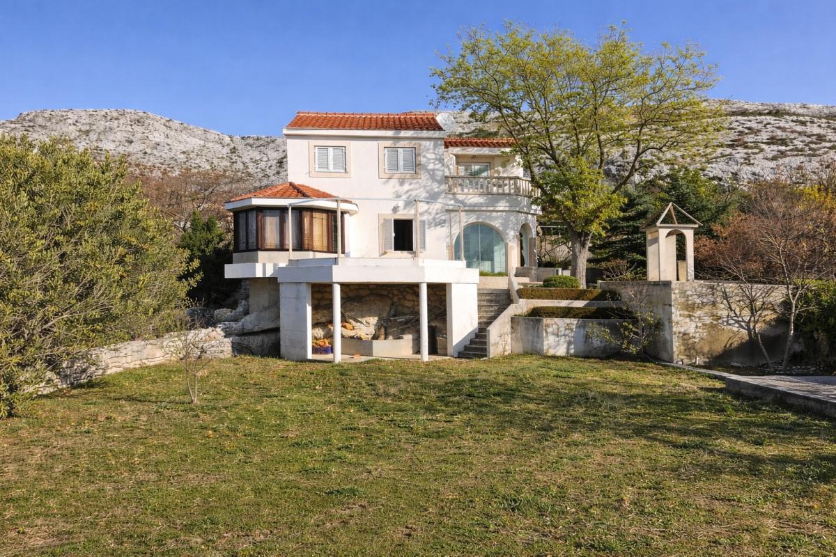 Haus mit Garten und Meerblick