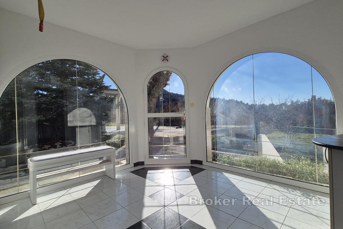 Haus mit Garten und Meerblick