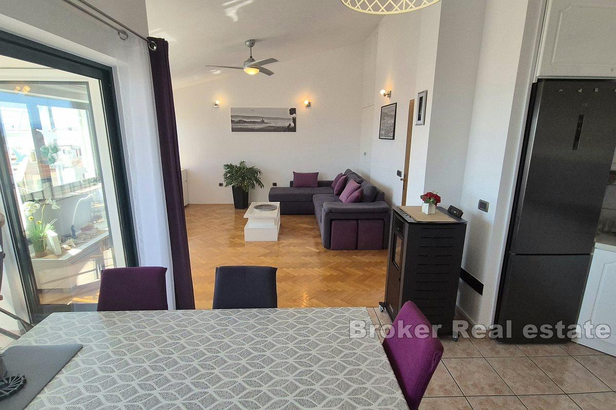 Dwupoziomowy apartament blisko plaży
