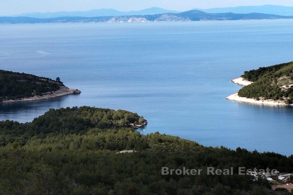 Terrain exclusif en bord de mer