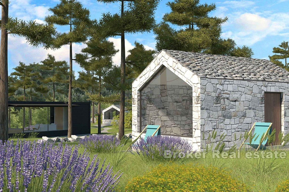 Exclusive land with a project near the sea