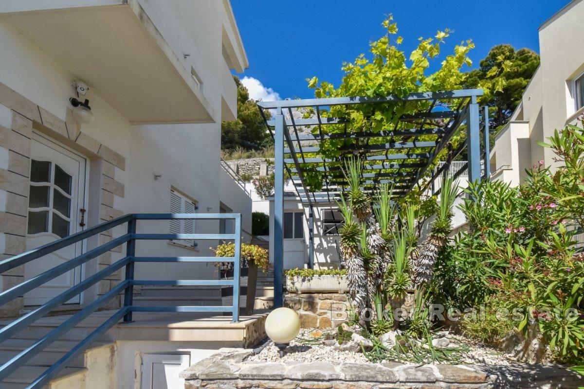 Interessante condominio commerciale vicino al mare
