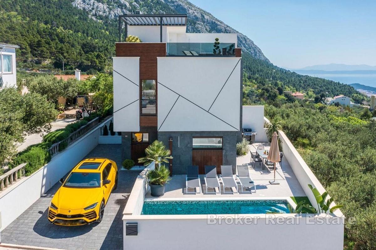 Attraktive Villa mit offenem Meerblick