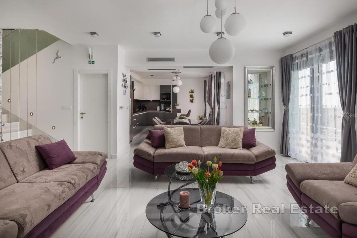 Einzigartige Villa mit offenem Meerblick
