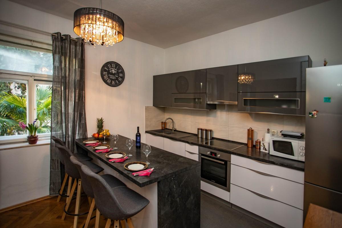 Appartement T3 avec garage et jardin en situation idéale