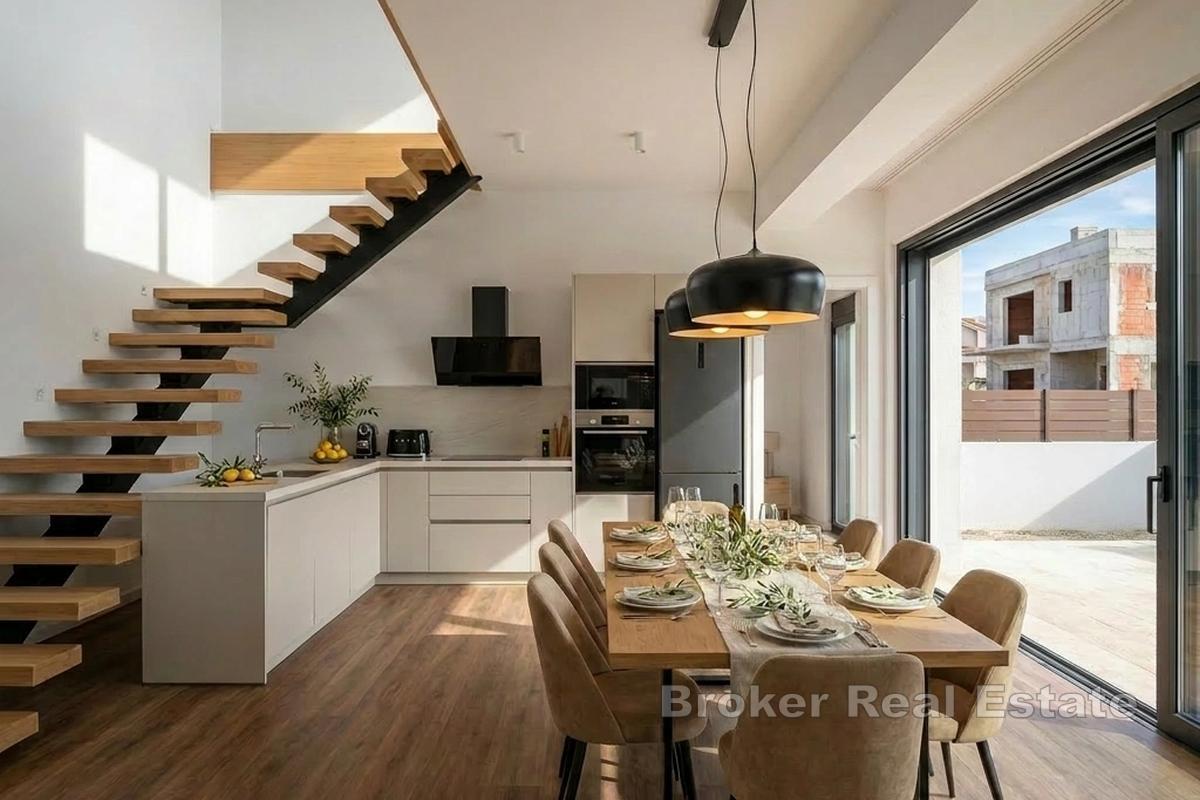 Moderne villa med basseng og boblebad nær Split