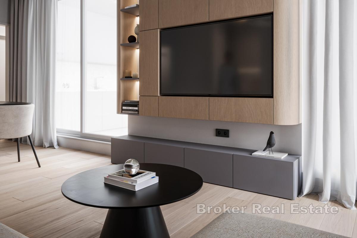 Attico moderno con due camere da letto, 68 m² + terrazza di 150 m²