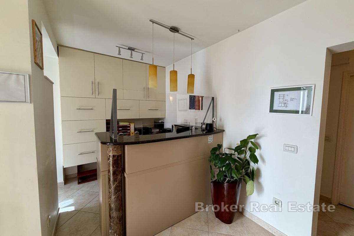 Un appartement polyvalent dans un emplacement privilégié
