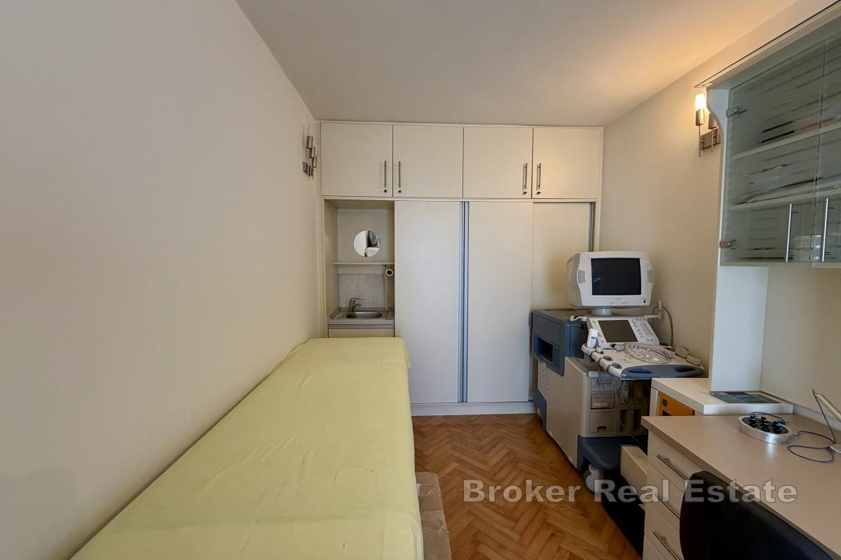 Un appartement polyvalent dans un emplacement privilégié