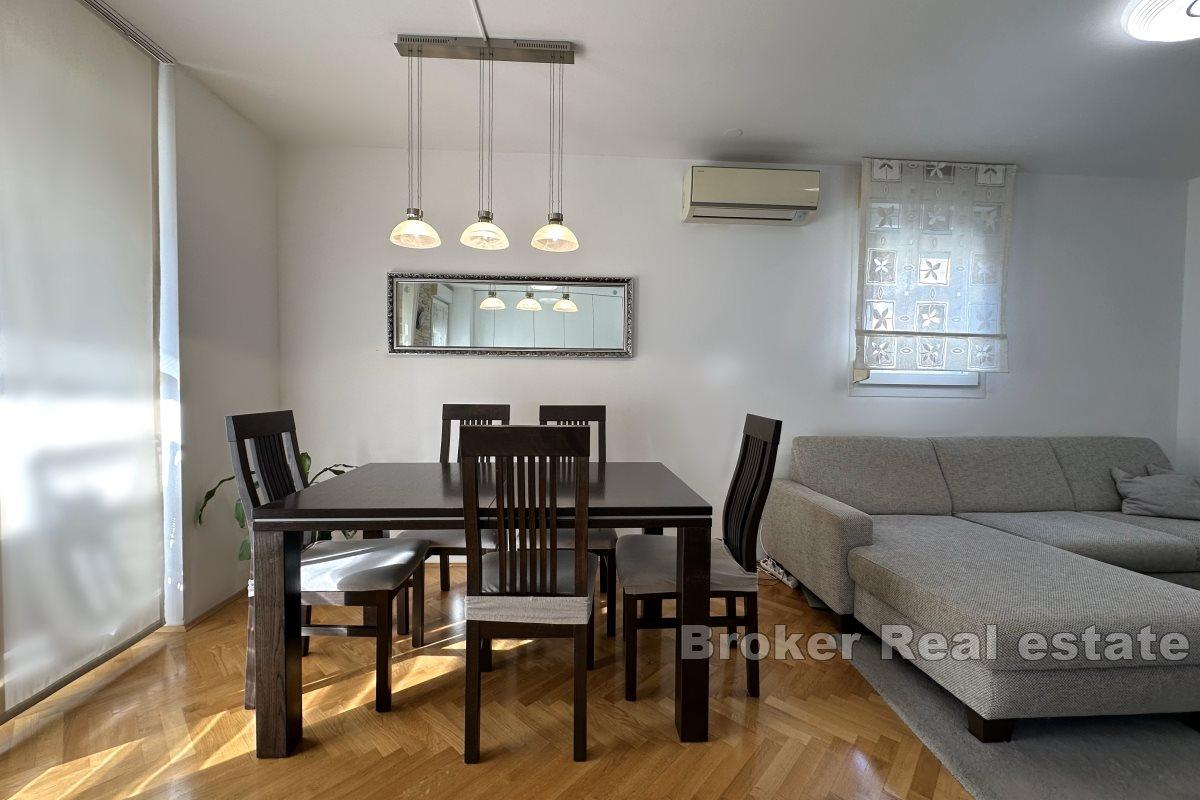 Spacious two-bedroom apartment in a desirable location
