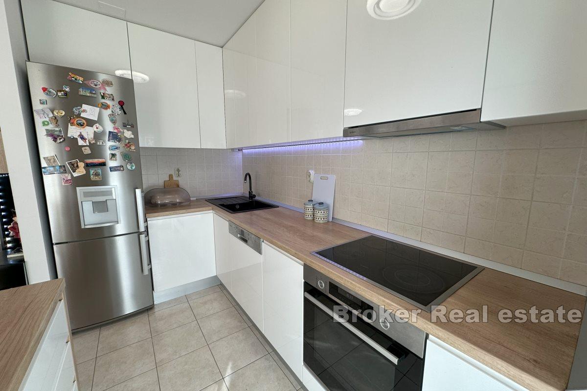 Spacious two-bedroom apartment in a desirable location