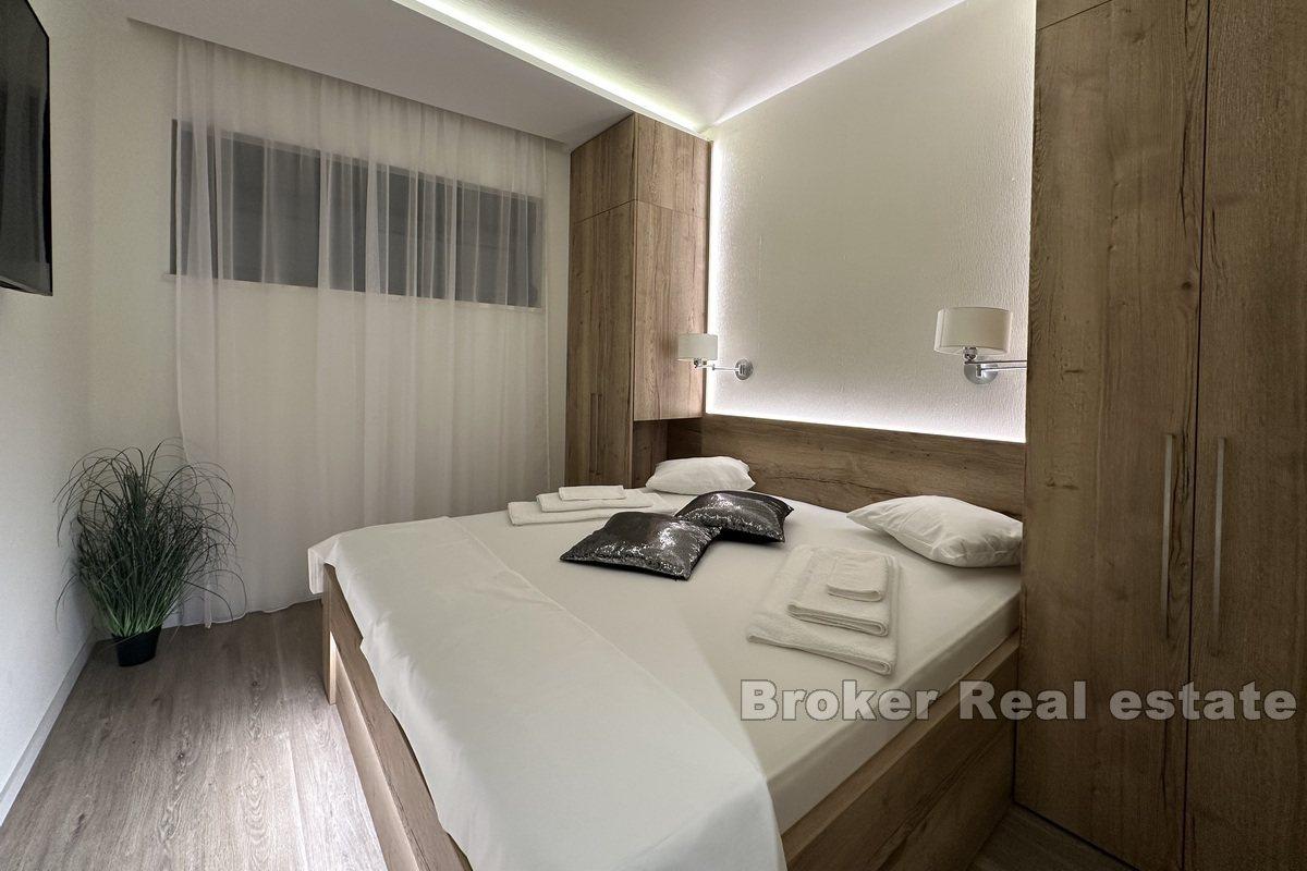 Atraktivan apartman u prvom redu do mora