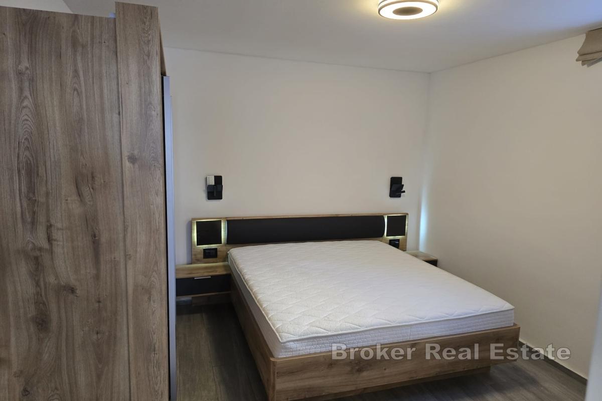 Appartamento con due camere da letto con parcheggio e piscina